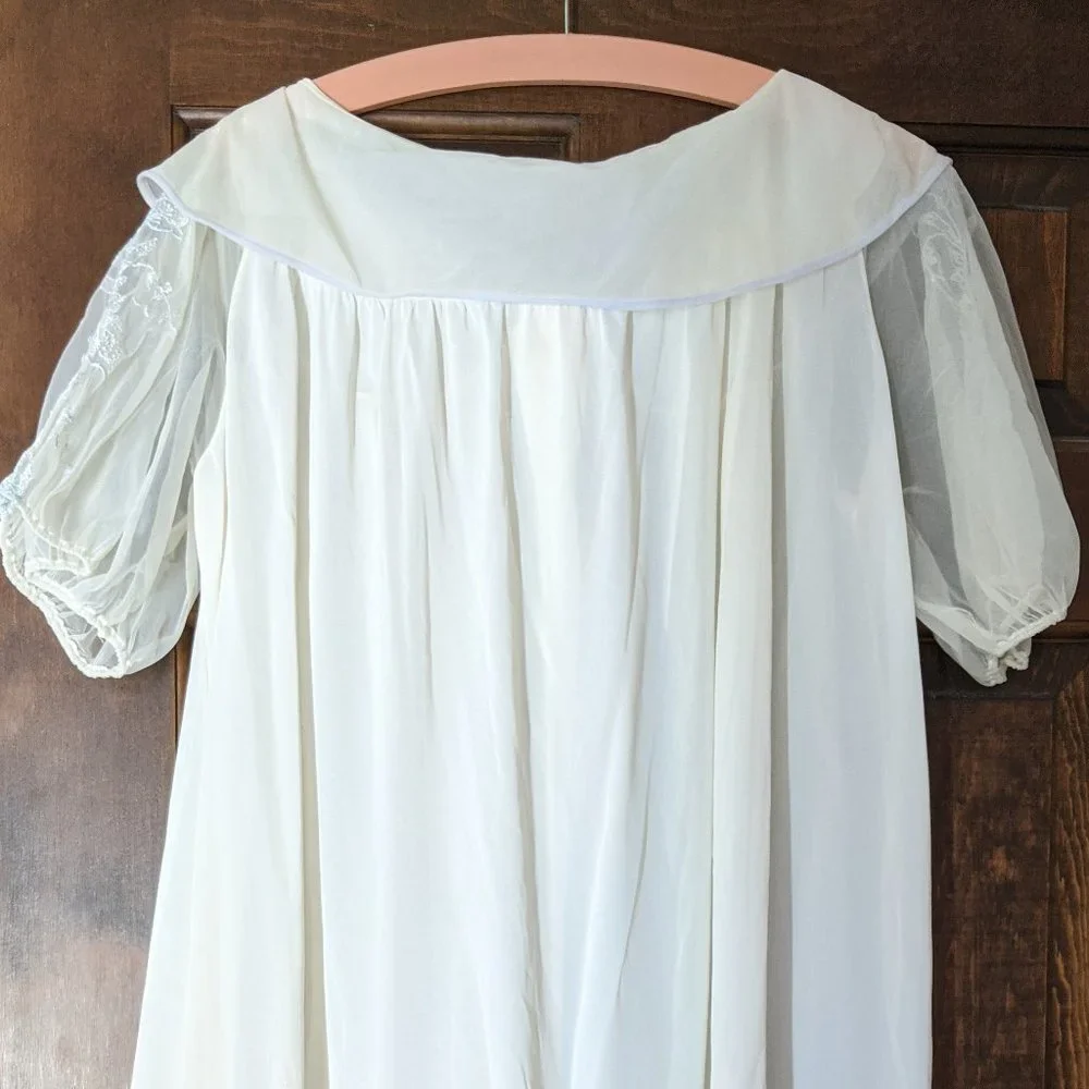 Source Unknown vintage ivory